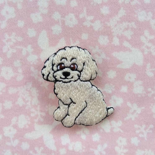 トイプードルの刺繍ブローチ 犬 ブローチ haniho 通販 16268740 トイプードルの刺繍ブローチ 犬 ブローチ haniho 通販 16268740
