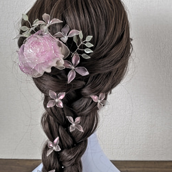 アメリカンフラワーのリース（ディップアート） バラとトルコキキョウ