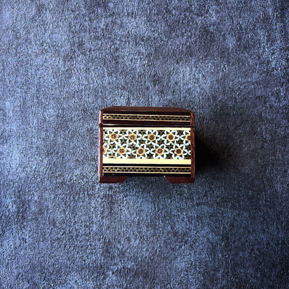 ペルシャの象嵌細工（寄木細工） 小箱　正方形 M （7ｃｍ）【ハータムカーリー140】 5枚目の画像