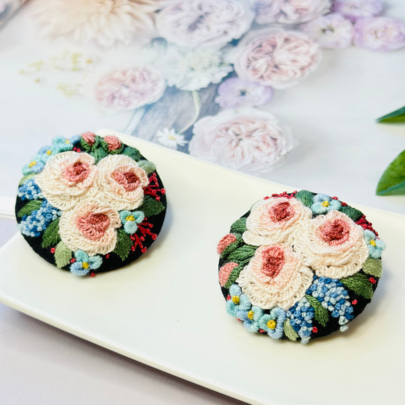 刺繡 ブローチ ハンドメイド BR004 3枚目の画像