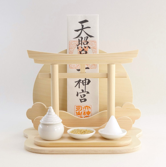 神棚《あまくも》神具３点セット　壁掛け可　　極小　神棚　モダン　コンパクト　御札立て　お札　鳥居 1枚目の画像