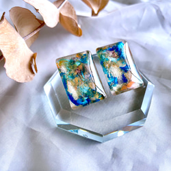 glass rectangle paint art Earrings 2枚目の画像