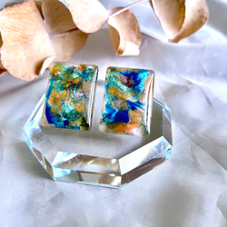 glass rectangle paint art Earrings 3枚目の画像