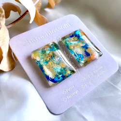 glass rectangle paint art Earrings 4枚目の画像