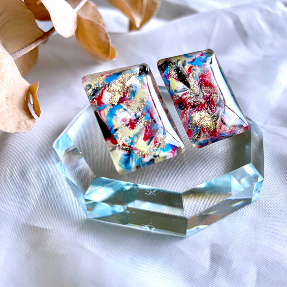 glass rectangle paint art Earrings 5枚目の画像