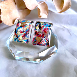 glass rectangle paint art Earrings 3枚目の画像