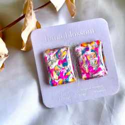 glass rectangle paint art Earrings 3枚目の画像