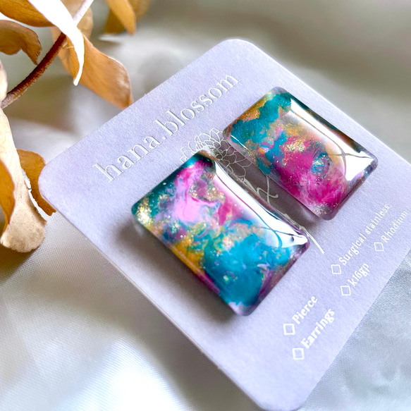 glass rectangle paint art Earrings 6枚目の画像