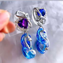 glass oval big heart silver chain Earrings 3枚目の画像