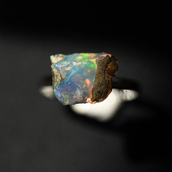 【019 Opal Fest 2023】 オパール 鉱物原石 フリーサイズ リング 指輪 天然石 アクセサリー 2枚目の画像