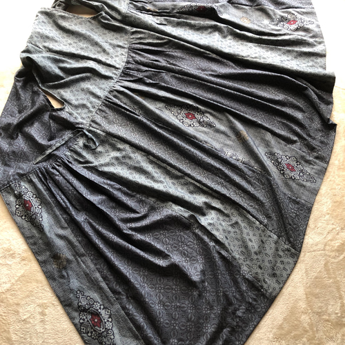 男大島紬 大島紬 パッチワーク カシュクールワンピース アンティーク大島紬のカシュクールワンピース ジレ パッチワーク 青