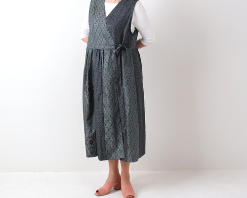 男大島紬 大島紬 パッチワーク カシュクールワンピース dcdd2b1964e369714d8b89a3a3ba23