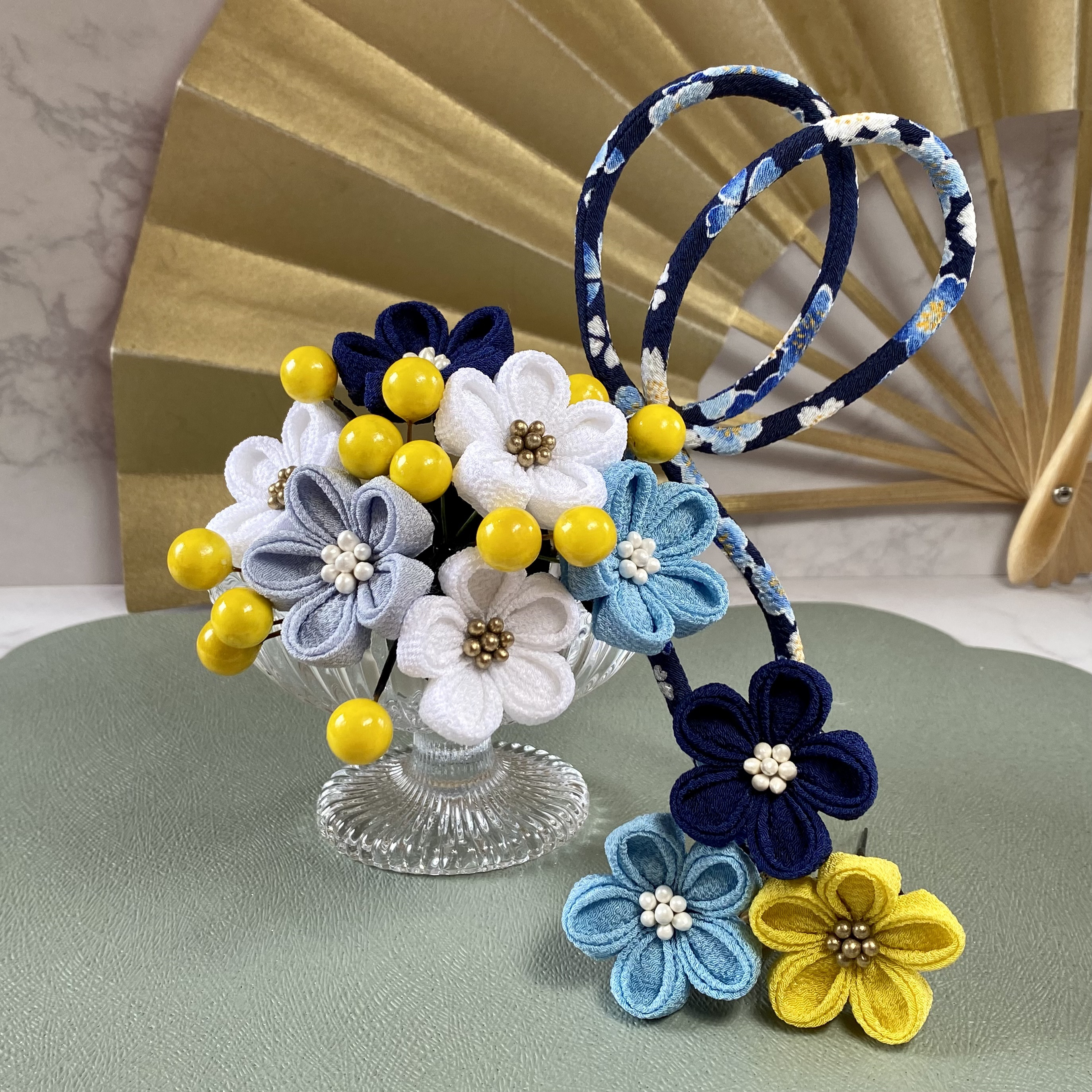 【薫風(くんぷう)】 〈小珠と丸紐の髪飾り〉⭐︎OP充実⭐︎ ボブ ショート つまみ細工 成人式 卒業式 七五三