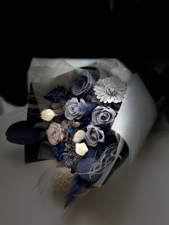 Starry night - 霧藍色系花束/求婚花束/情人節花束 第5張的照片