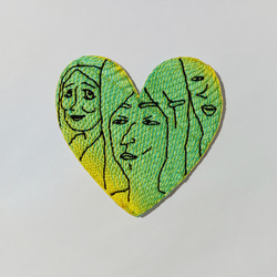 個性牛耳るハート 黄色 イエロー ワッペン アップリケ パッチ 刺繍 面白い 個性的 オリジナル 14枚目の画像