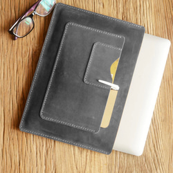 名入れ タブレットケース　iPadケース　イタリアレザー　手縫い 4枚目の画像