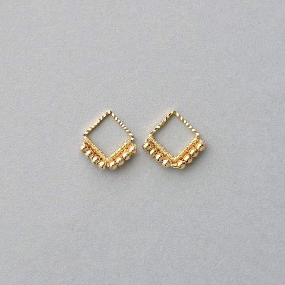 mini square (gold) イヤリング ／ ピアス   シンプル  しかく   フープ 1枚目の画像