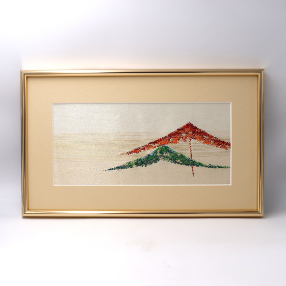 京の錦織　光峯錦織工房　古代の紋様を楽しむ　「金銀彩松」　織物額作品 