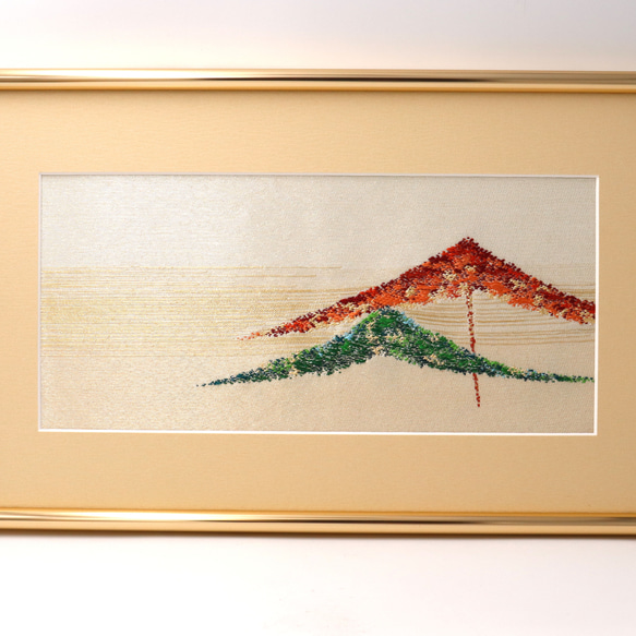 京の錦織　光峯錦織工房　古代の紋様を楽しむ　「金銀彩松」　織物額作品 