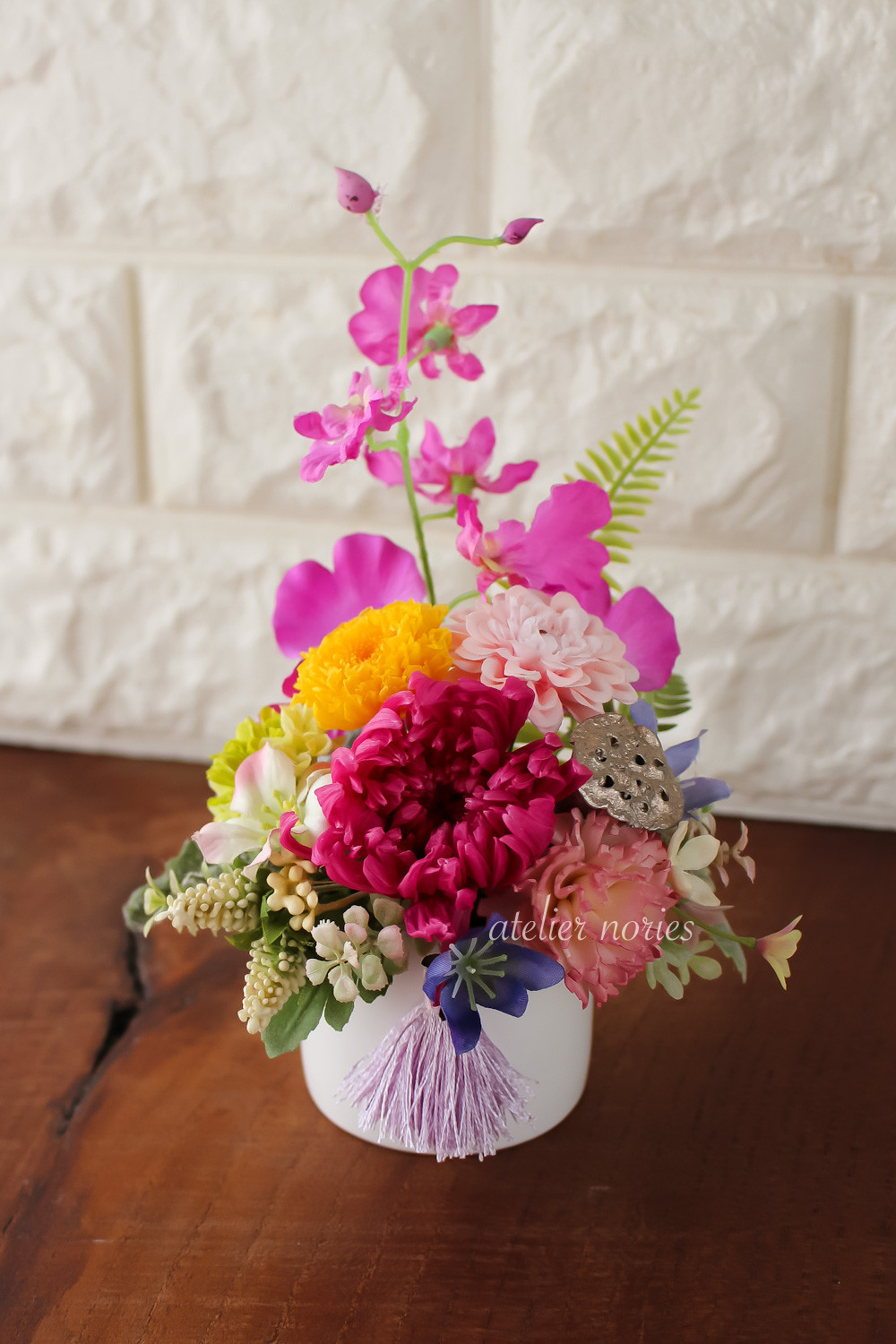 優花（ゆうか）ミミ　一対セット　プリザーブドフラワーのお供え花　気温の高くなるこの時期にお仏壇を彩るアレンジメント