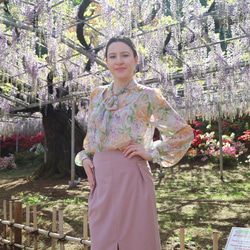 美品　デプレ　シルクレーヨン　ボウタイ　ストライプブラウス　金ボタン　ピンク ブラウス レディース 春 夏 春夏 黒 白 シャツ サテン 長袖