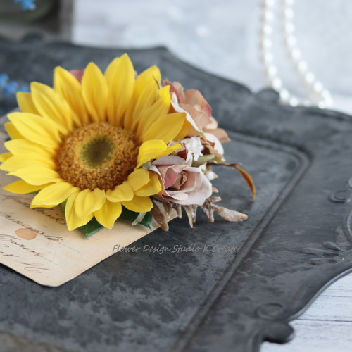 sunflowers-and-polka-dots-