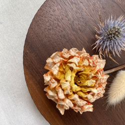 丸い木のトレー　ウォールナット材Φ２００mm 1枚目の画像