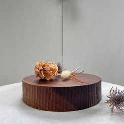 丸い木のトレー　ウォールナット材Φ２００mm 2枚目の画像