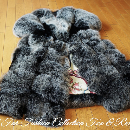 極美品✨ナターシャ&ヴァネッサ レッキスファー ロングジレ ベスト フード付44 ロングジレ ベスト レディース トップス 羽織り ジレ ・再再販