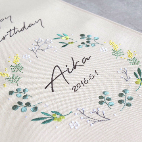 名入れ】刺繍バースデータペストリー《小サイズ》ハーフ