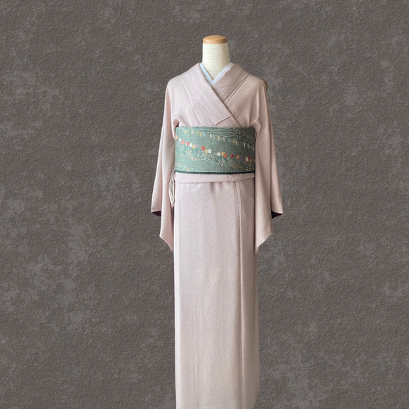 Kyo-Yen Zen Sobana Tachiwaki 這是由灰綠色和幾何圖案 Yuki Tsumugi 製成的成人半寬腰帶。 第6張的照片
