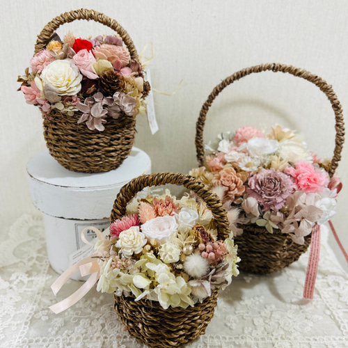 プリザーブド・ドライフラワーバスケットアレンジ(ローズ×アジサイ