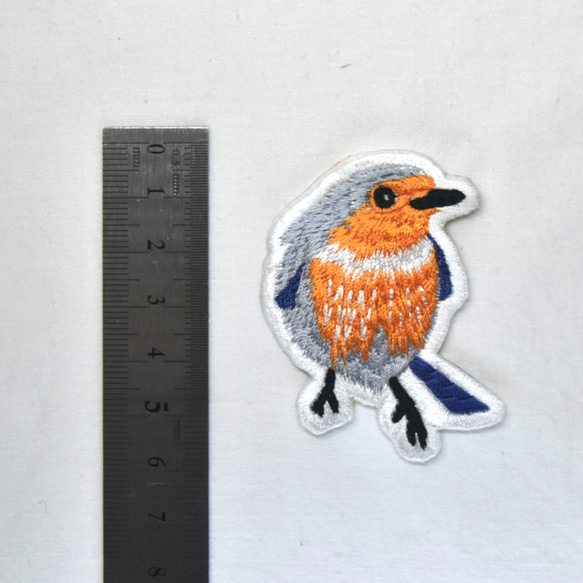 コマドリ風の鳥　刺繍ワッペン　アップリケ　シール可 3枚目の画像