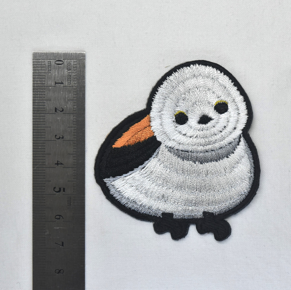 雪の妖精　シマエナガ　刺繍ワッペン　アップリケ　シール可 3枚目の画像