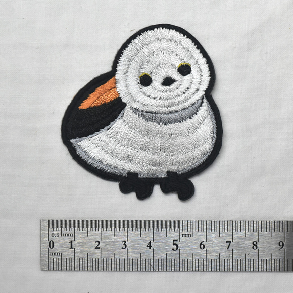 雪の妖精　シマエナガ　刺繍ワッペン　アップリケ　シール可 2枚目の画像