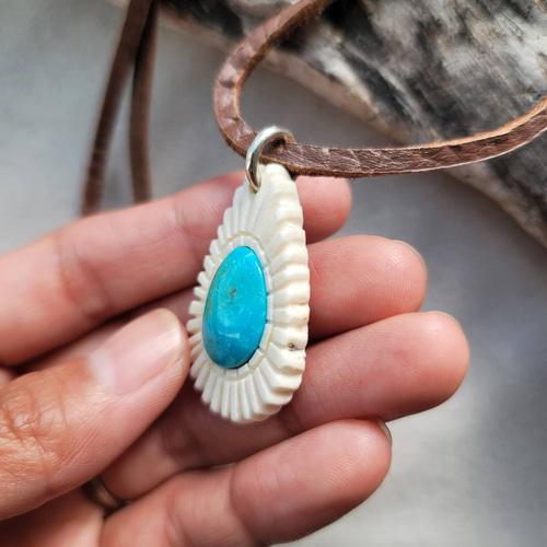 鹿の角 キングマンターコイズ ペンダントトップ | cirugialaservision.com
