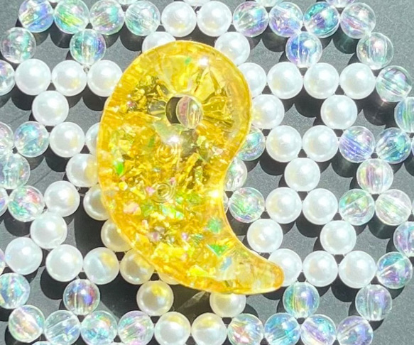 陰陽統合オルゴナイト勾玉(シトリン) 4枚目の画像