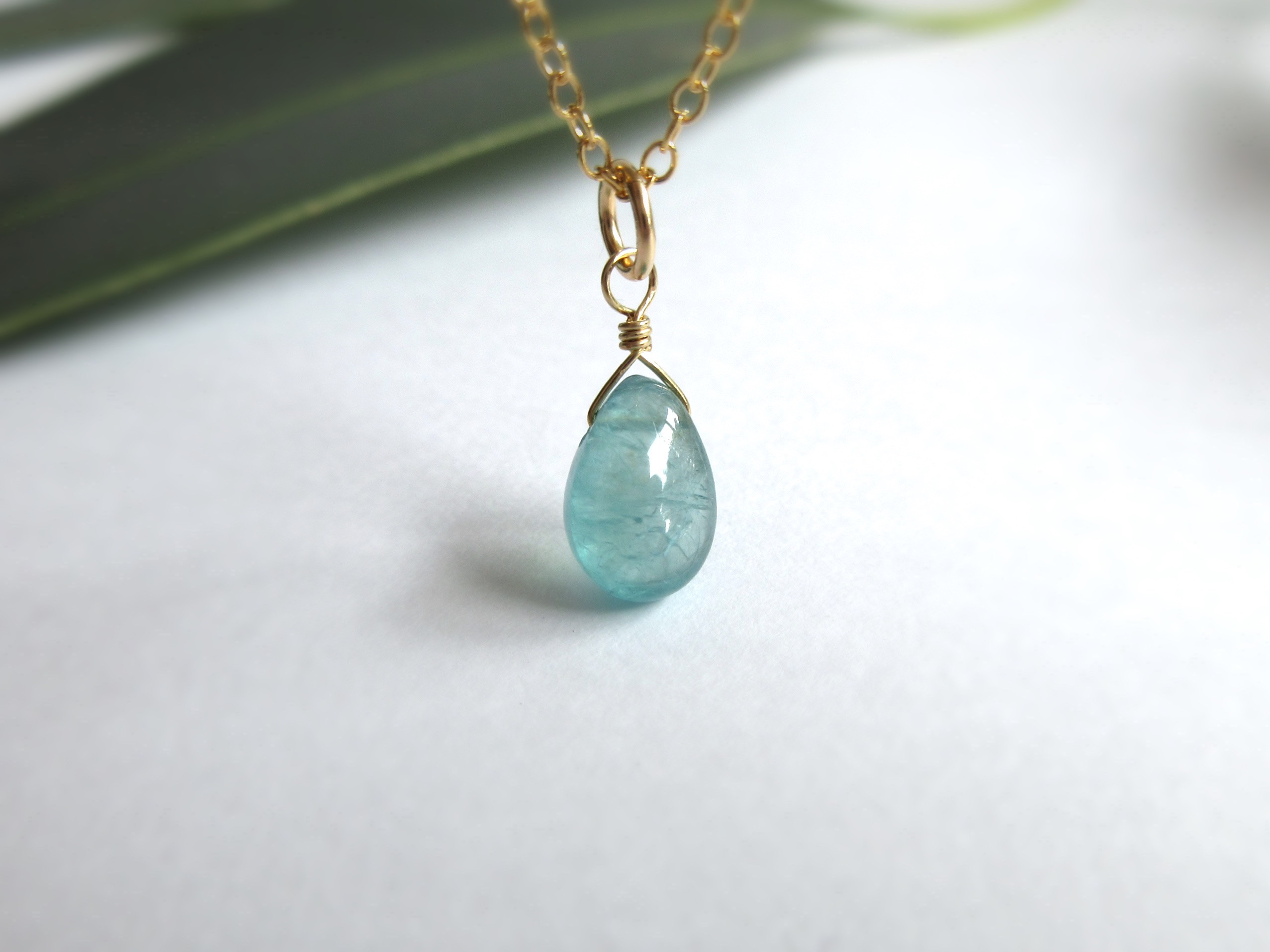 【希少石】8×5.5mm「グランディディエライト」14kgfネックレス