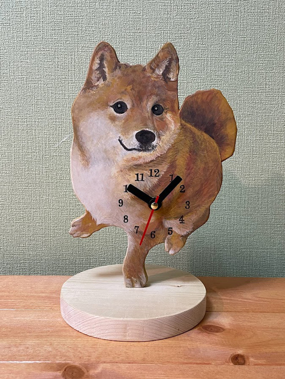 柴犬の置時計 2枚目の画像