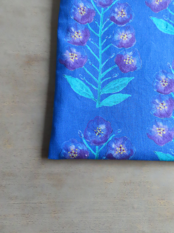 ＜ましかく□小さめお手さげ22c＞紫苑: リネンコットン：ブルー　シオン：布バッグ　正方形 13枚目の画像
