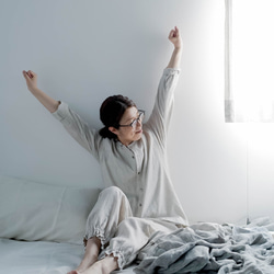 【產品介紹】放鬆身心、營造良好睡眠環境的亞麻睡衣 亞麻家居服/希瑟米色 r009d-mbe1 第2張的照片
