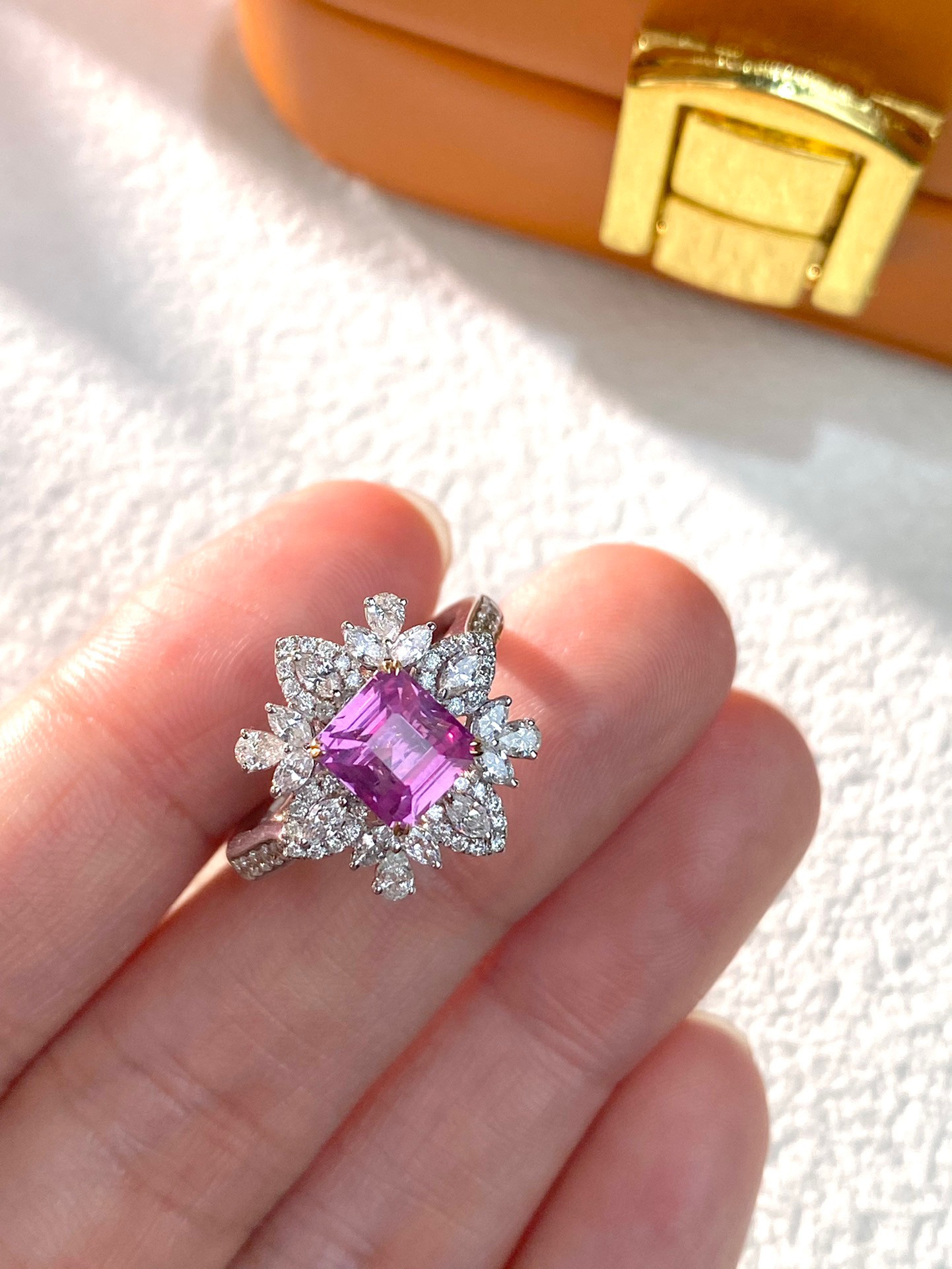 【美品】K18WG 天然グリーンサファイア S1.62ct 天然D0.04ct