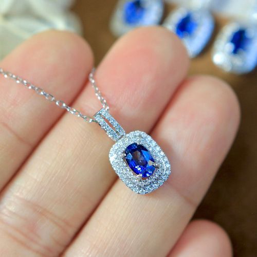 天然ダイヤモンド付きサファイアペンダントk18 ネックレス・ペンダント  