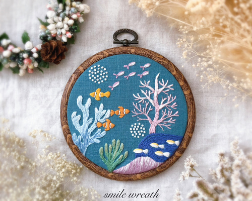 夏の海の刺繍フレーム青】お誕生日プレゼントや大切な方への贈り物に