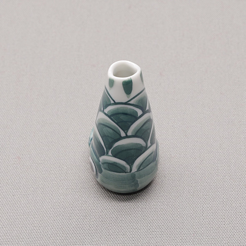 砥部焼 おしゃれ 「こいのぼり 緑」 鯉のぼり 室内用 置物 陶器 手作り