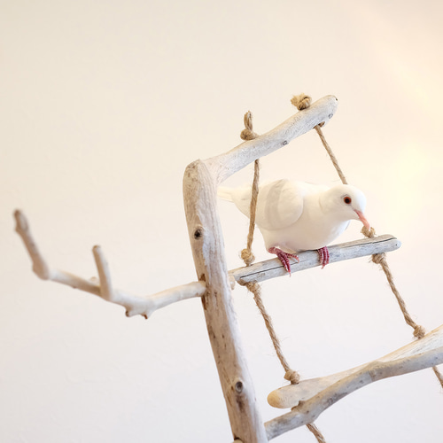 ヒノキ×流木】鳥さんの止まり木スタンド M｜ラダー付き おもちゃ