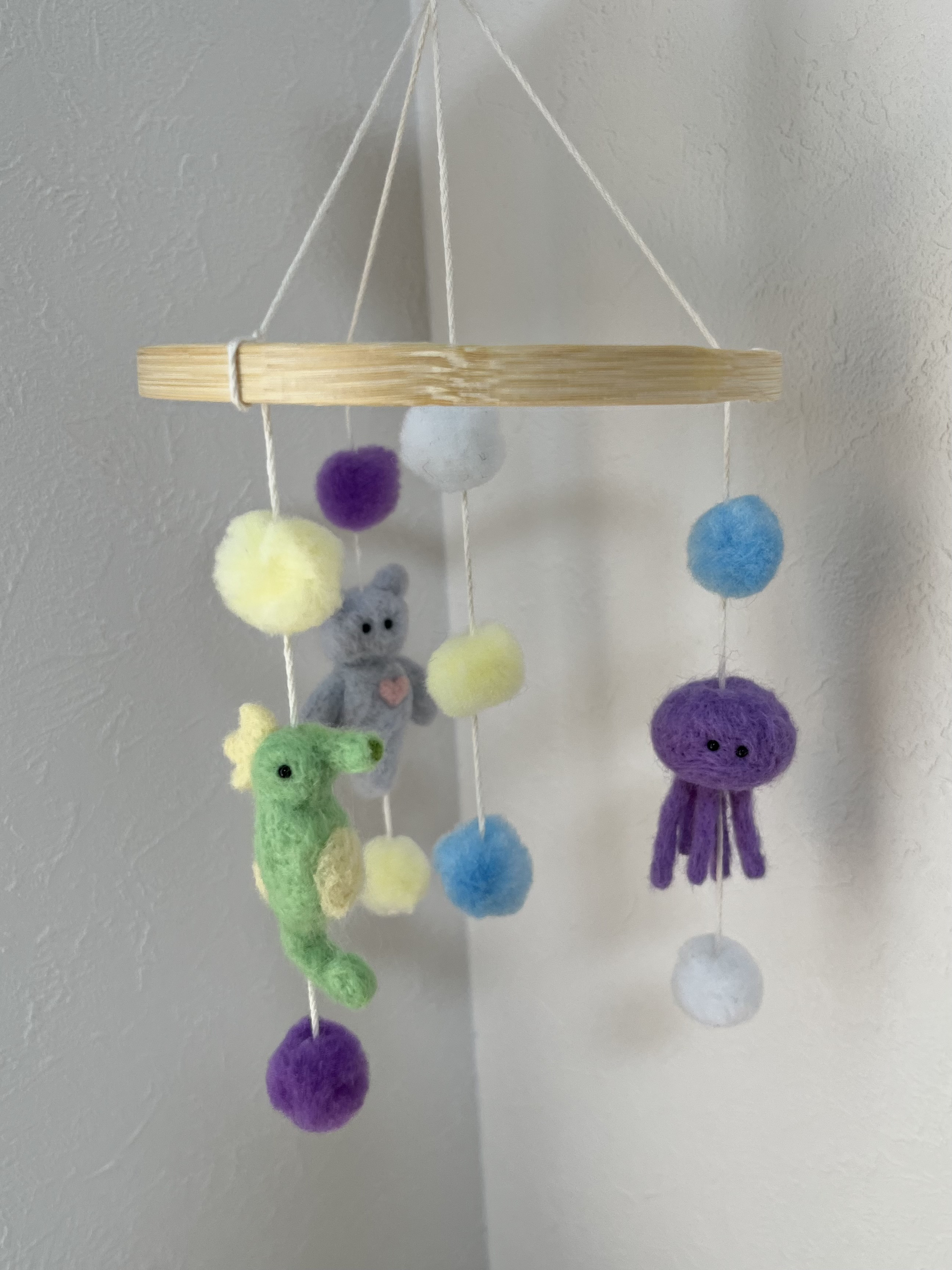 かっちん様　うちの子オーダー 内藤ルネ ことり 刺繍キーホルダー