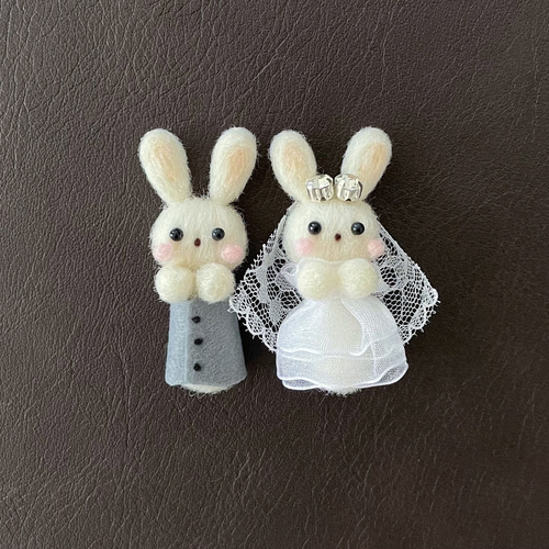 期間限定価格／婚約指輪もおける♡】新郎新婦うさぎさんのクッション