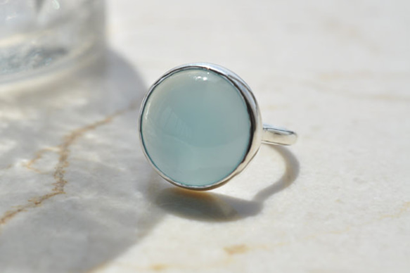 Blue chalcedony　Bezel setting ring　ブルーカルセドニー リング　 3枚目の画像