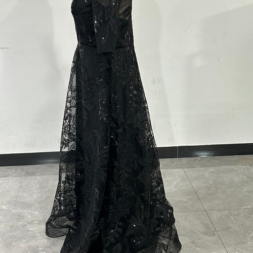 送料無料！高品質！ パーティードレス 黒 ロング 繊細レース  